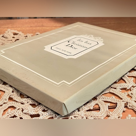 SOLD! PAIR Vintage Les Bas Christian Dior Stockings Desoie Sleek Beige Sz 10.5 - Picture 11 of 14